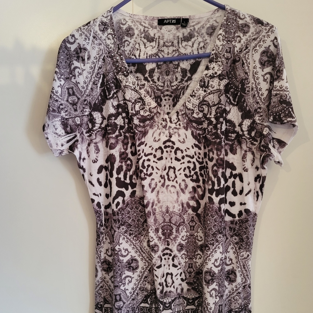Women's Top